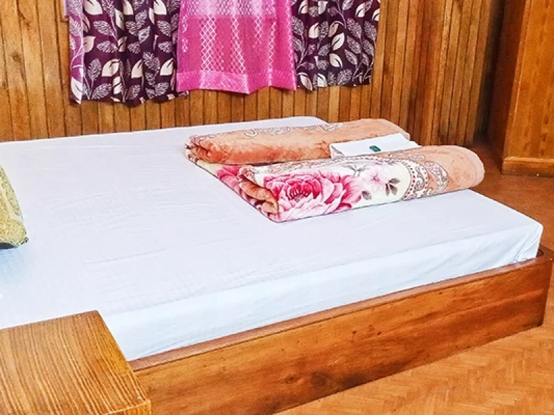 Yamphung 2 Bed Sharing Room